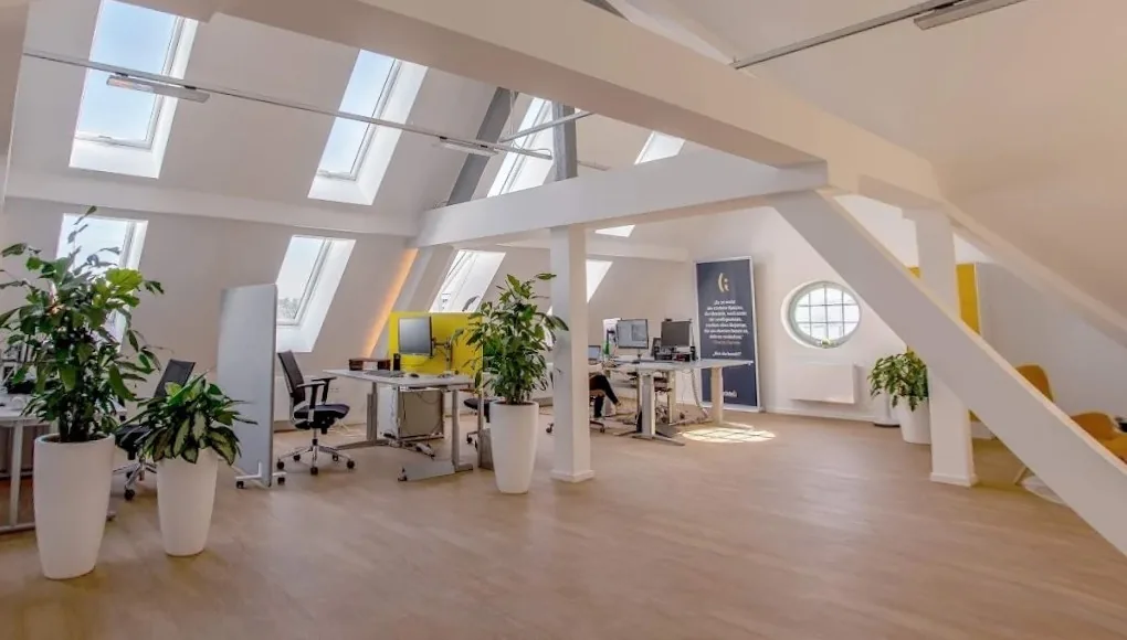 Das artista-Büro unterm Dach im Opus Office in Leverkusen-Opladen